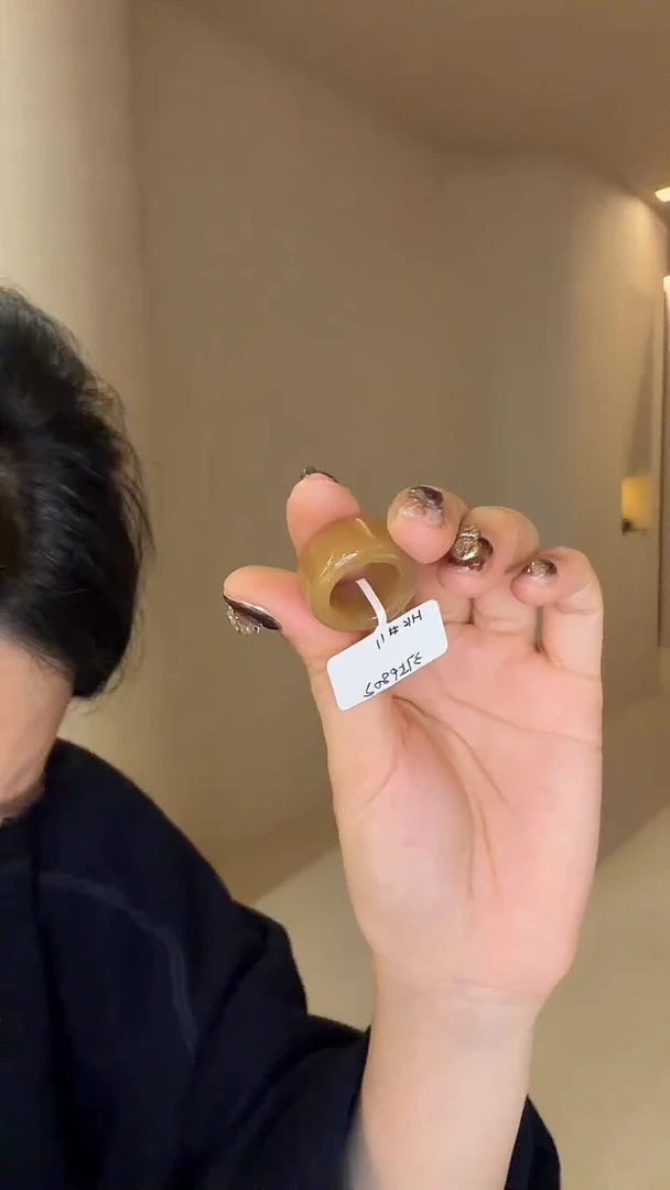 未镶嵌戒指和田玉11码全糖