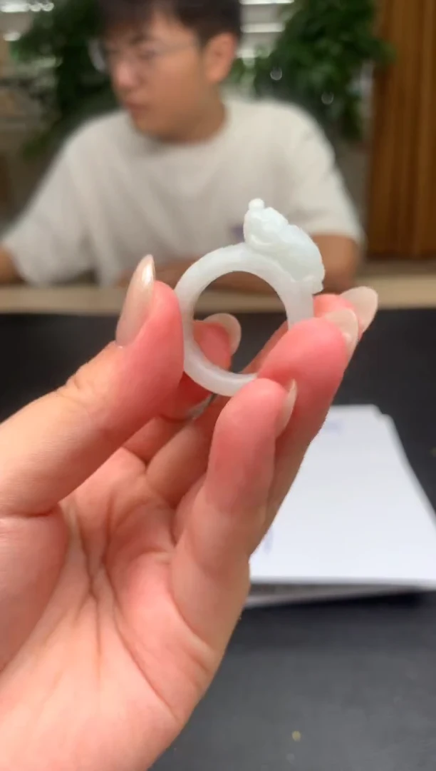 未镶嵌定制翡翠          *7