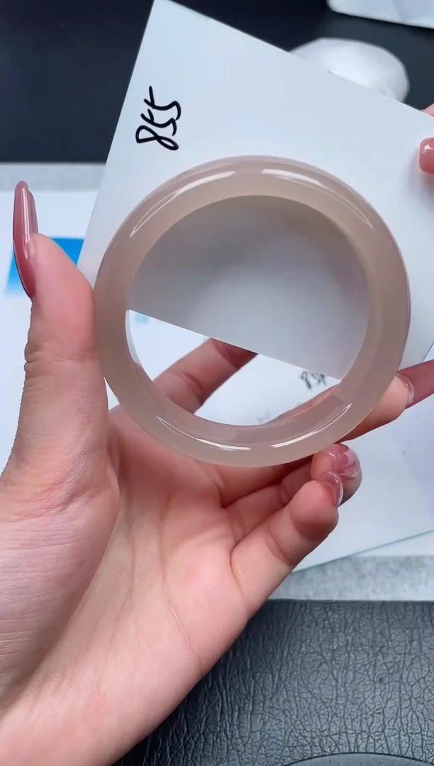 【闪购商品】石英质玉手镯未镶嵌854-57