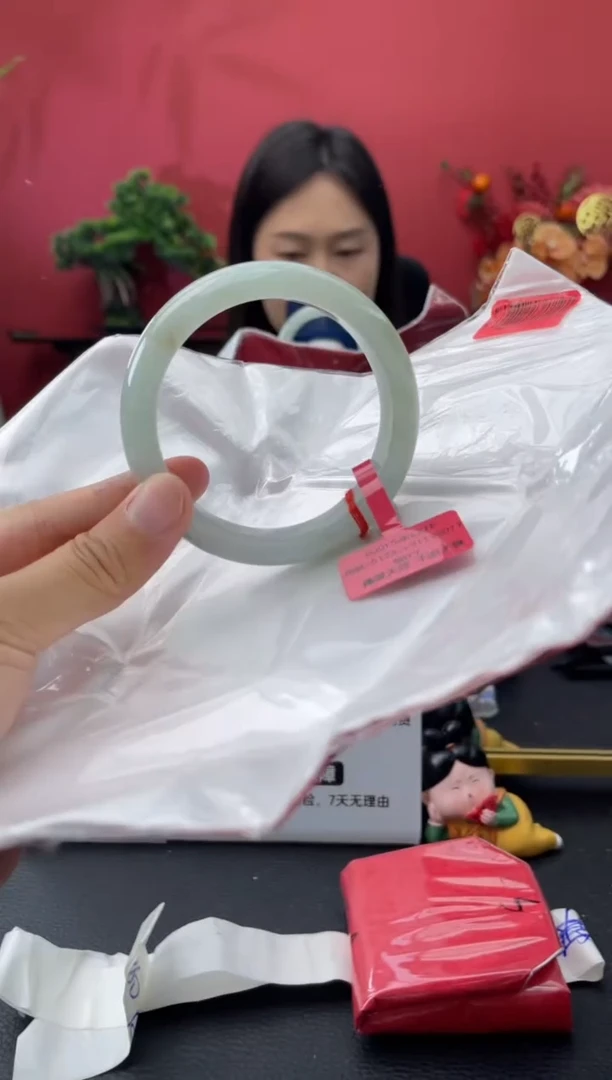 未镶嵌手镯翡翠7