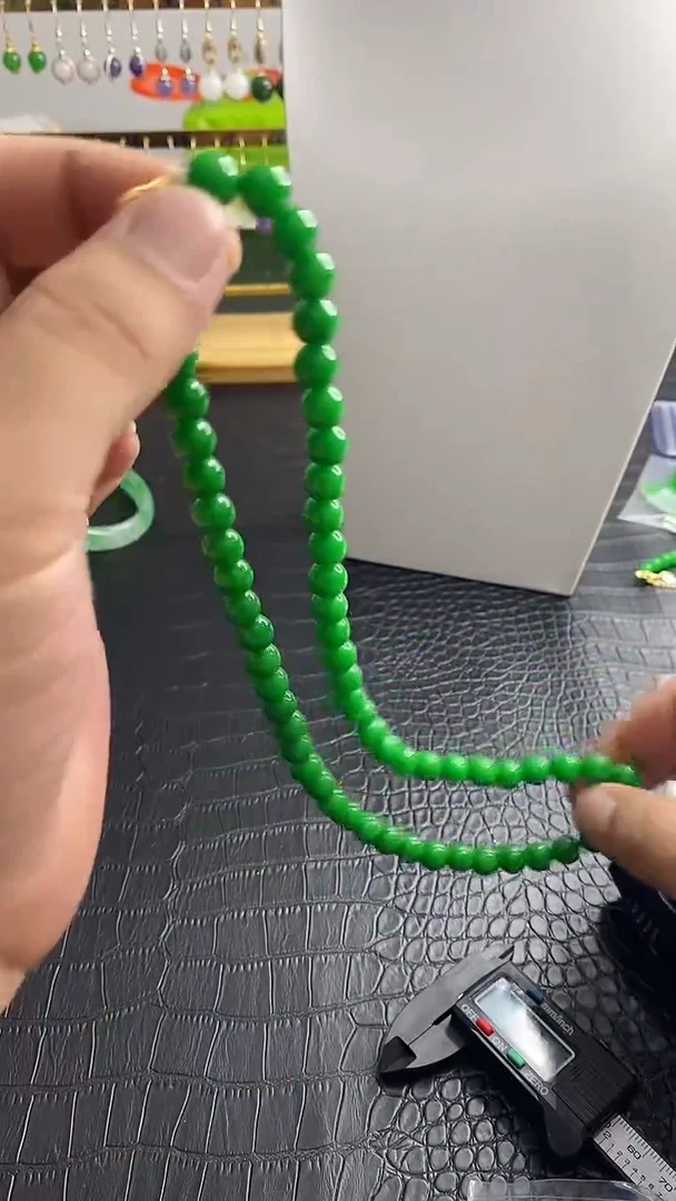 颈饰未镶嵌翡翠D315