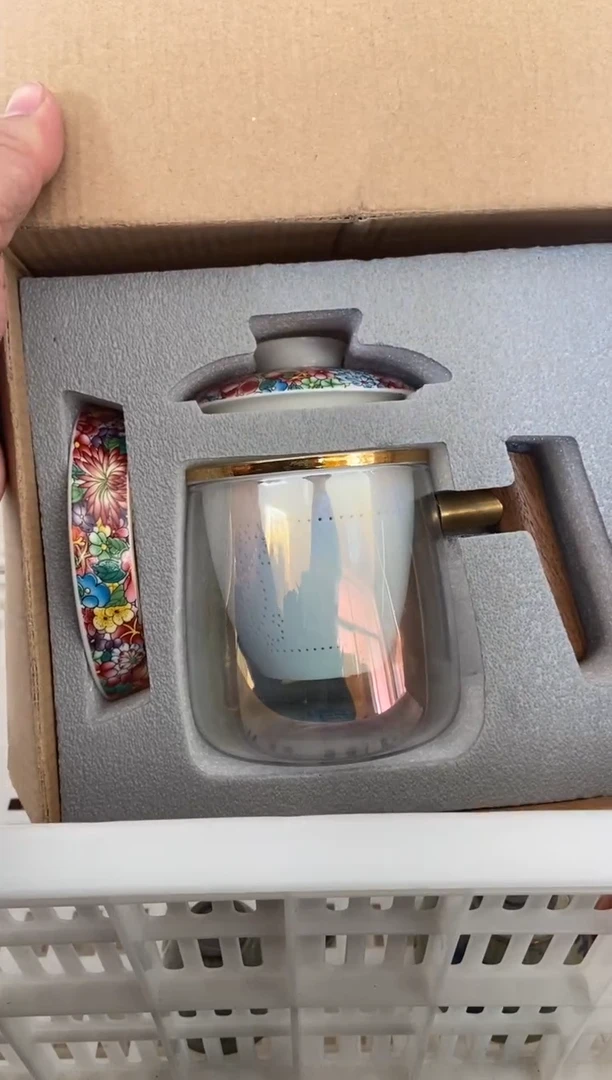 杯无运费险有瑕疵的摄影的产品有使用过的痕迹有点脏介意勿拍