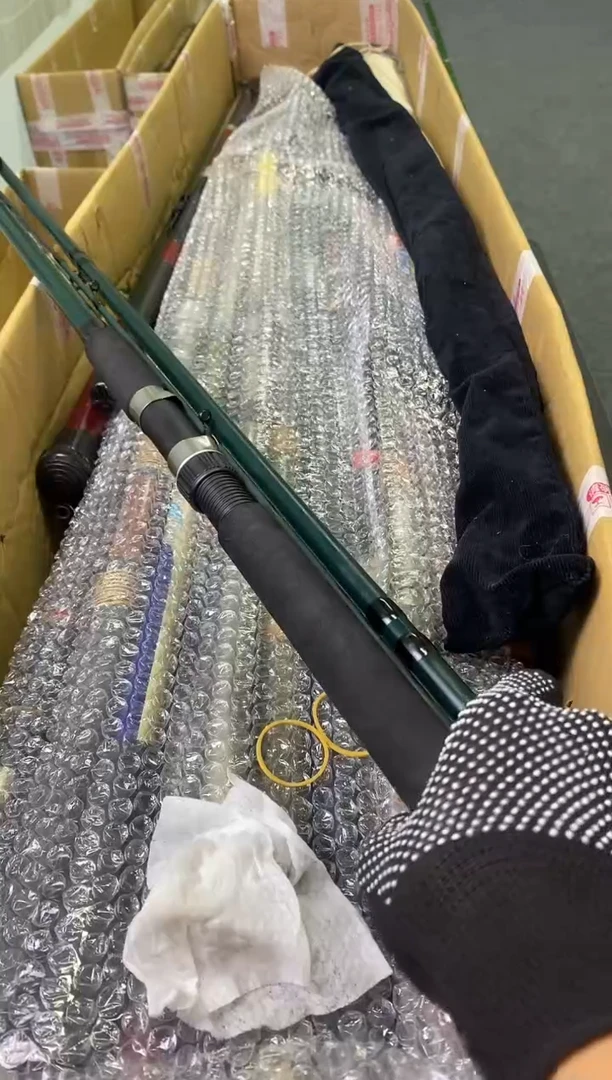 小****球孤品微遐思加10元发顺丰慎拍