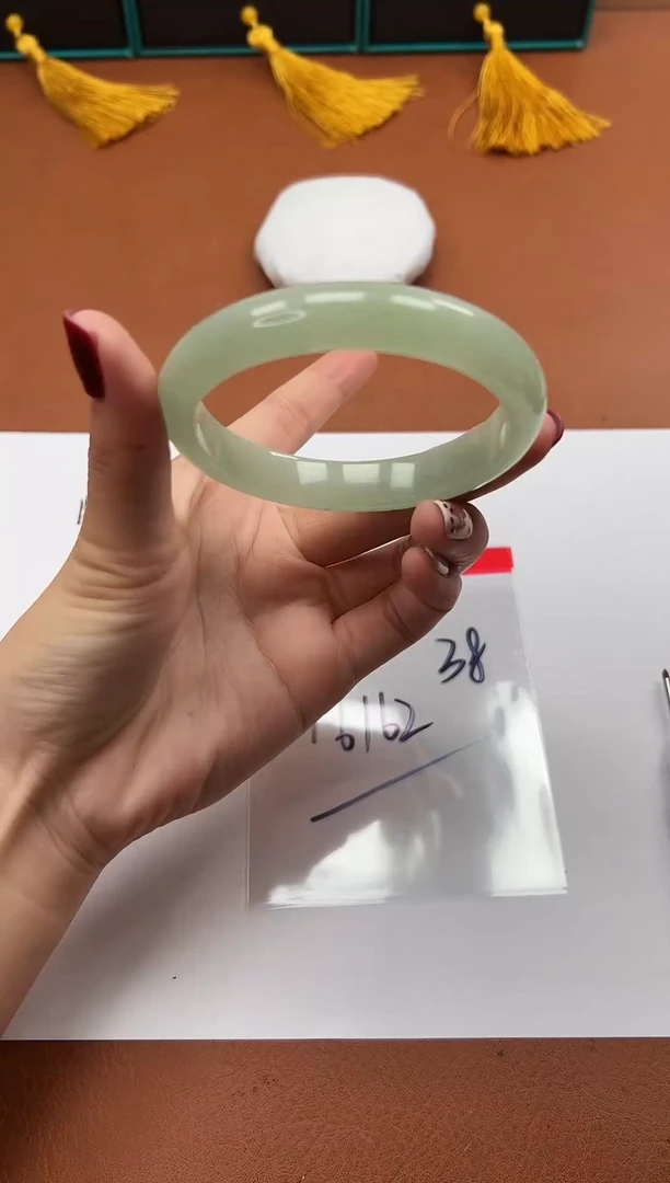 缅风精品手镯礼盒装F37