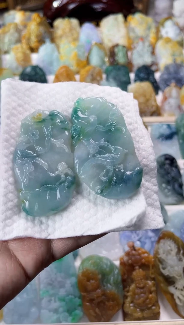 未镶嵌定制翡翠z****包毛货定制花鸟牌 不退不换