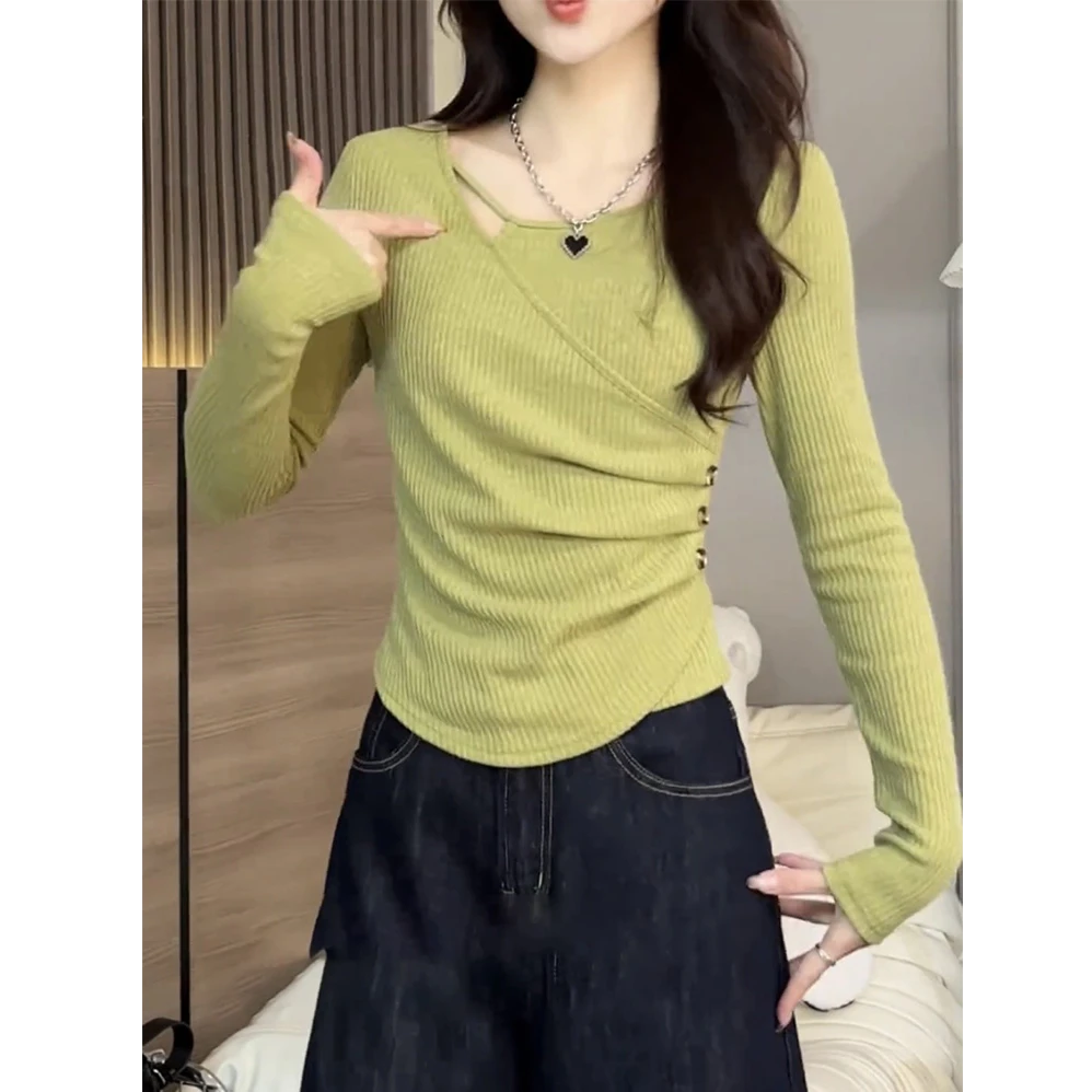 芊芊芙2025春秋新款时尚装饰扣子纯色收腰修身显瘦洋气长袖上衣服