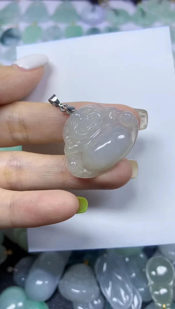 翡翠未镶嵌颈饰挂件