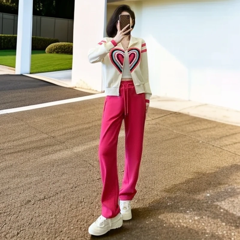 减龄洋气秋装新款运动套装女高级感显瘦直筒裤两件套休闲时尚潮流