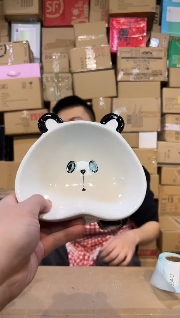 【闪购商品】杯陶瓷a款爱心熊猫狗粮碗