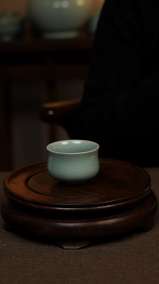 瓷片仿古天青玉兰杯80ml 微瑕 不带礼盒