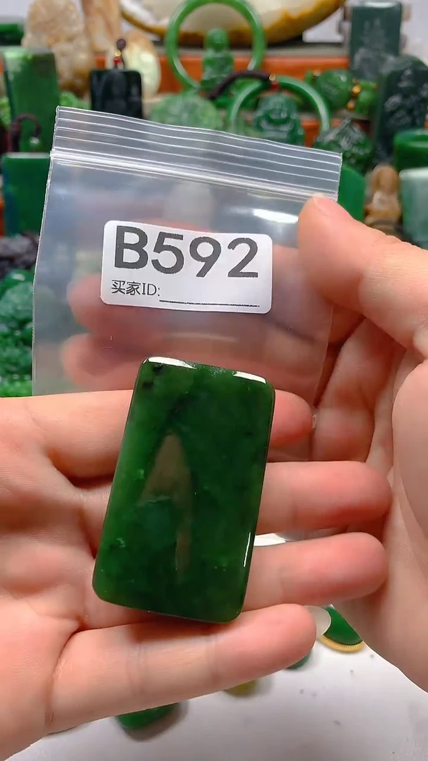 和田玉未镶嵌珠宝半成品1