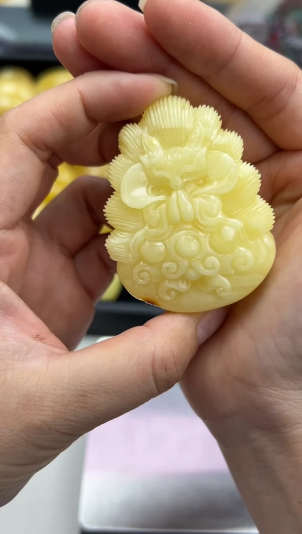 裸石蜜蜡未镶嵌琥珀蜜蜡吊坠