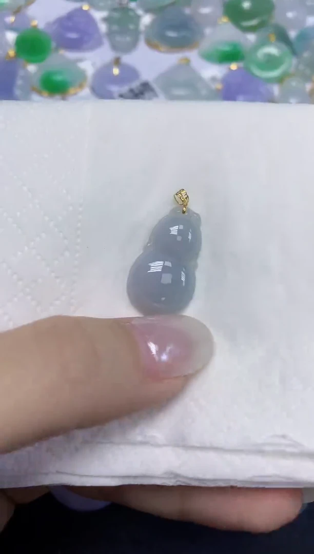 翡翠18K金镶嵌颈饰天然缅甸翡翠A货