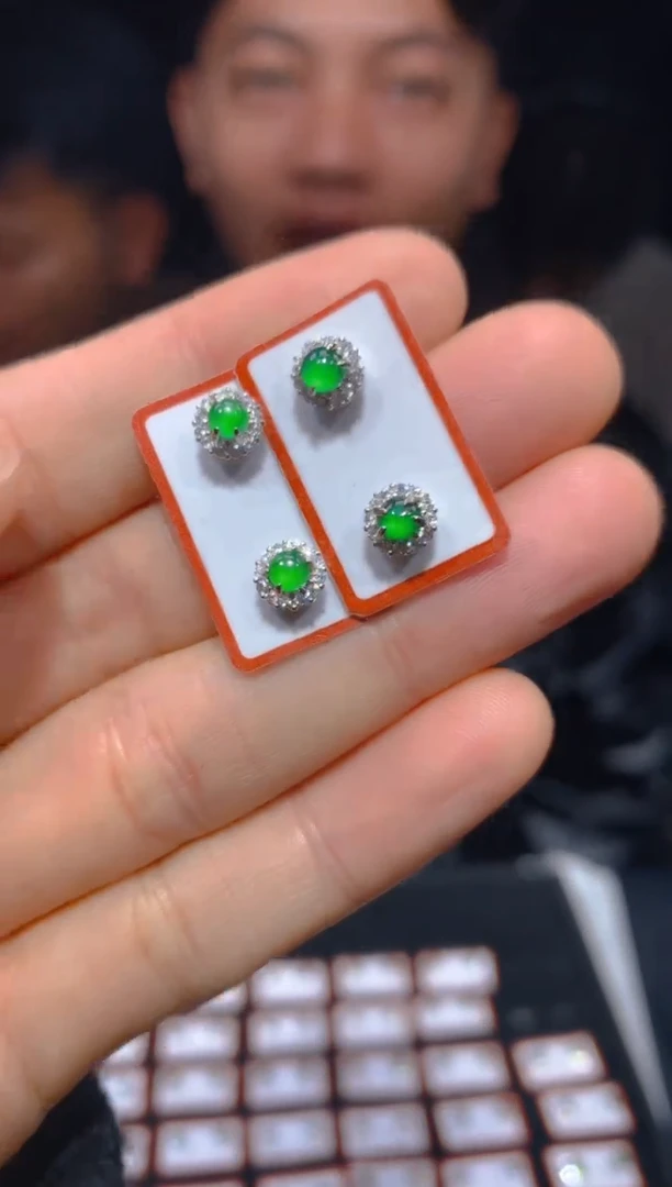 【闪购商品】定制翡翠未镶嵌7多样性发货（发其一）