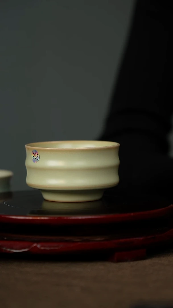 全品 粉青 竹节杯 带底款