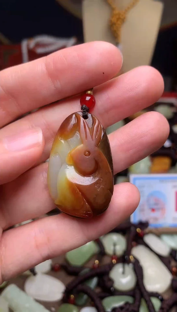 颈饰未镶嵌和田玉新疆料青海料清水和田玉吊坠