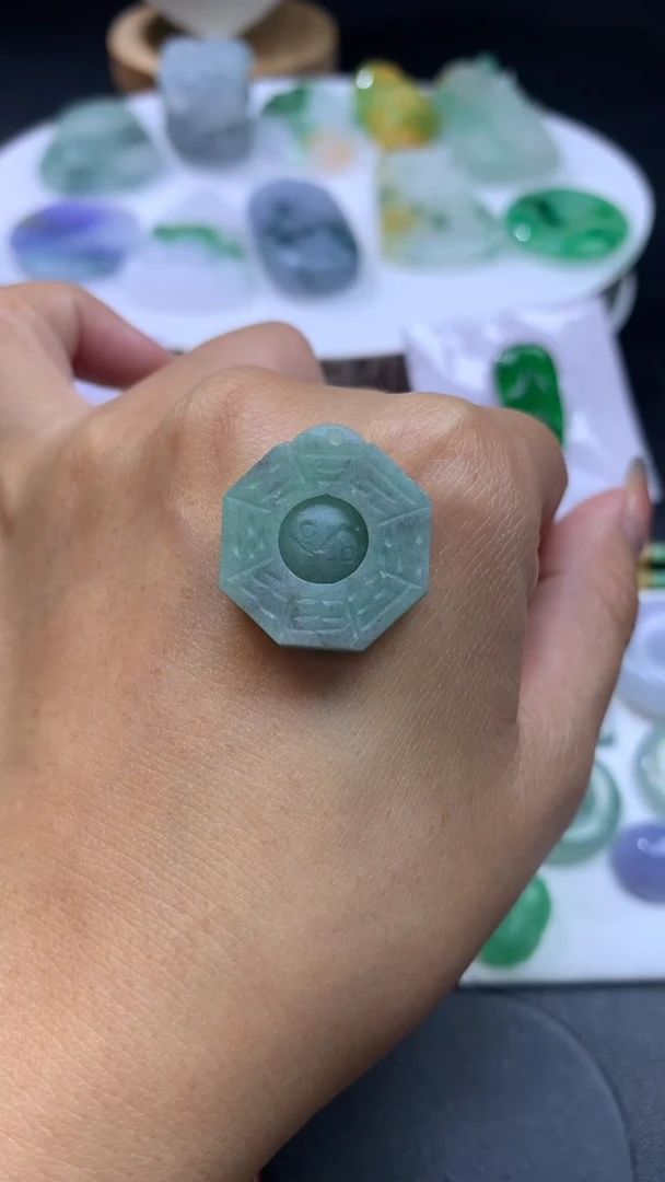 【闪购商品】定制翡翠未镶嵌翡翠