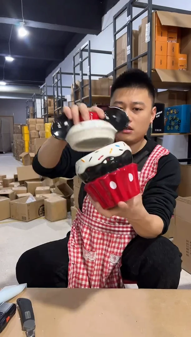 【闪购商品】杯大号米奇纸盒蛋糕带盖罐
