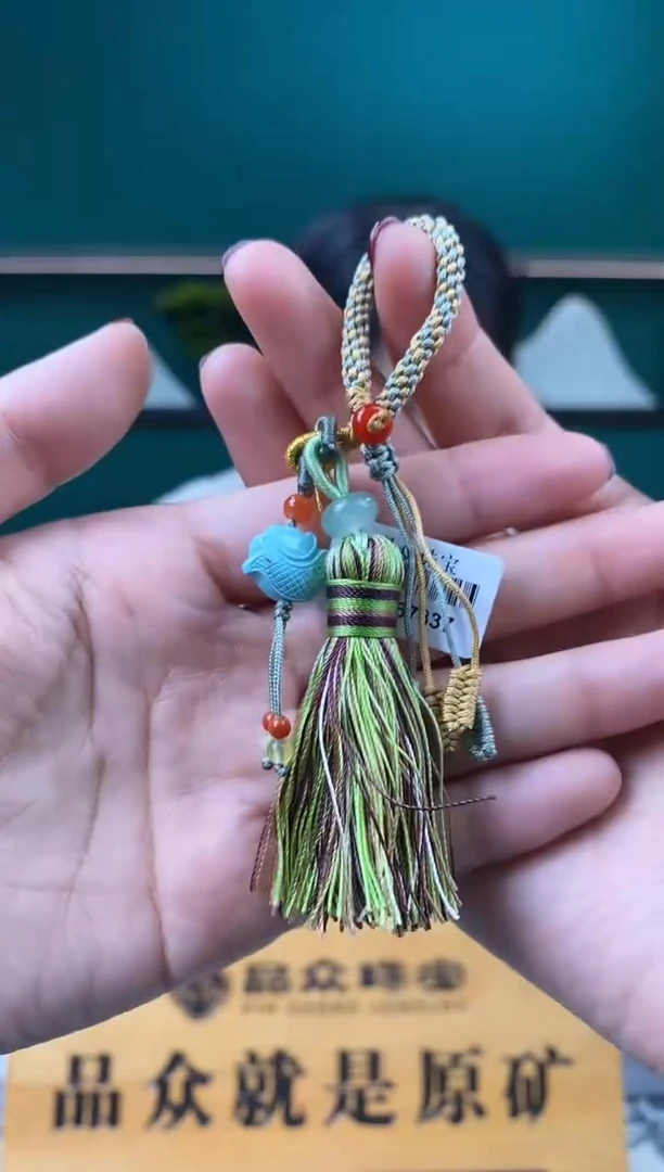 未镶嵌绿松石珠宝奇石1