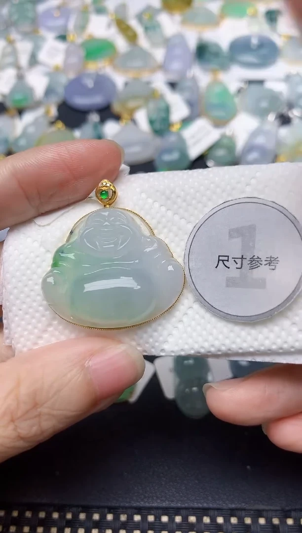 颈饰18K金镶嵌翡翠天然缅甸A货翡翠