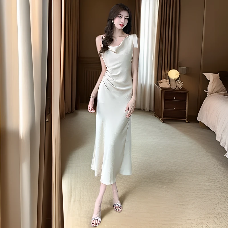 高级感优雅气质法式中长款连衣裙荡领斜裁吊带缎面收腰显瘦吊带裙