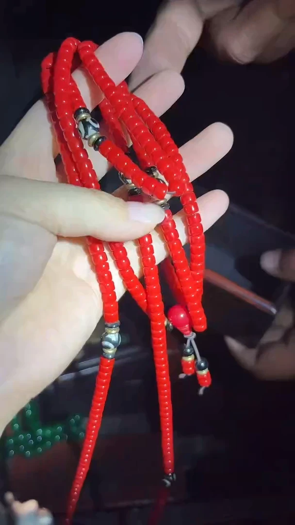 和田玉未镶嵌颈饰长串.2条