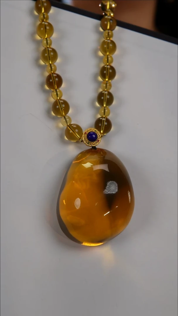 琥珀颈饰未镶嵌墨西哥天然琥珀蓝珀吊坠项链