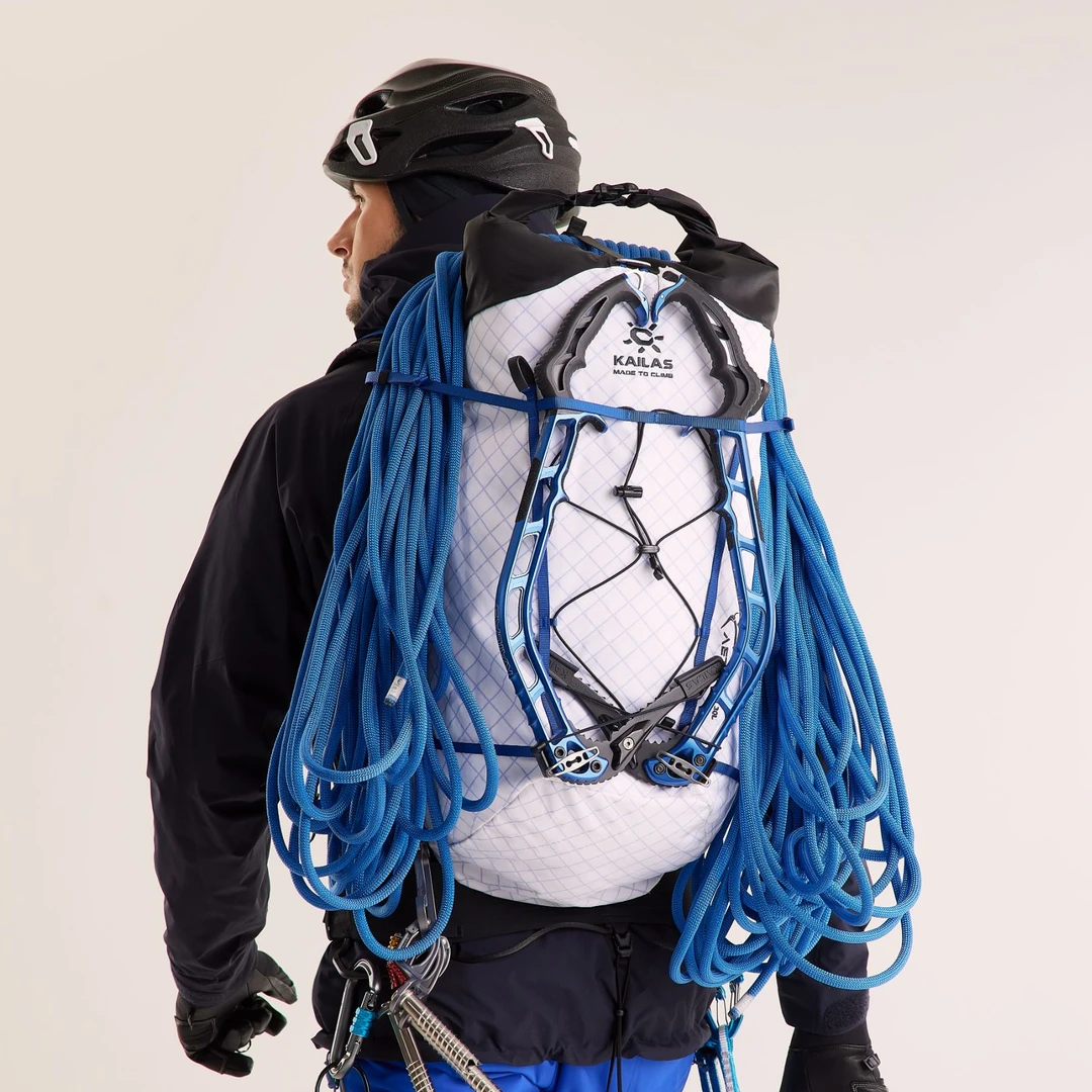 KAILAS凯乐石 【天穹-D30】技术攀登背包轻便户外高海拔攀登攀冰
