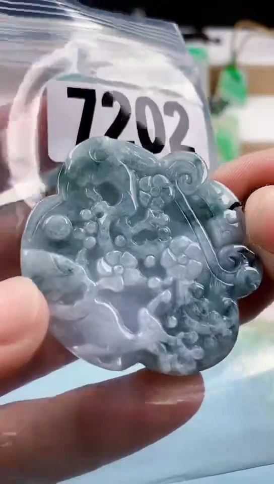 【闪购商品】翡翠挂件未镶嵌天然翡翠吊坠挂件