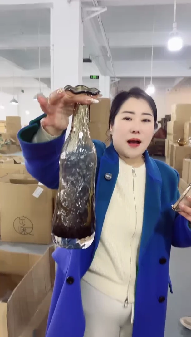 【闪购商品】玻璃UW外贸花瓶微瑕-6GHN