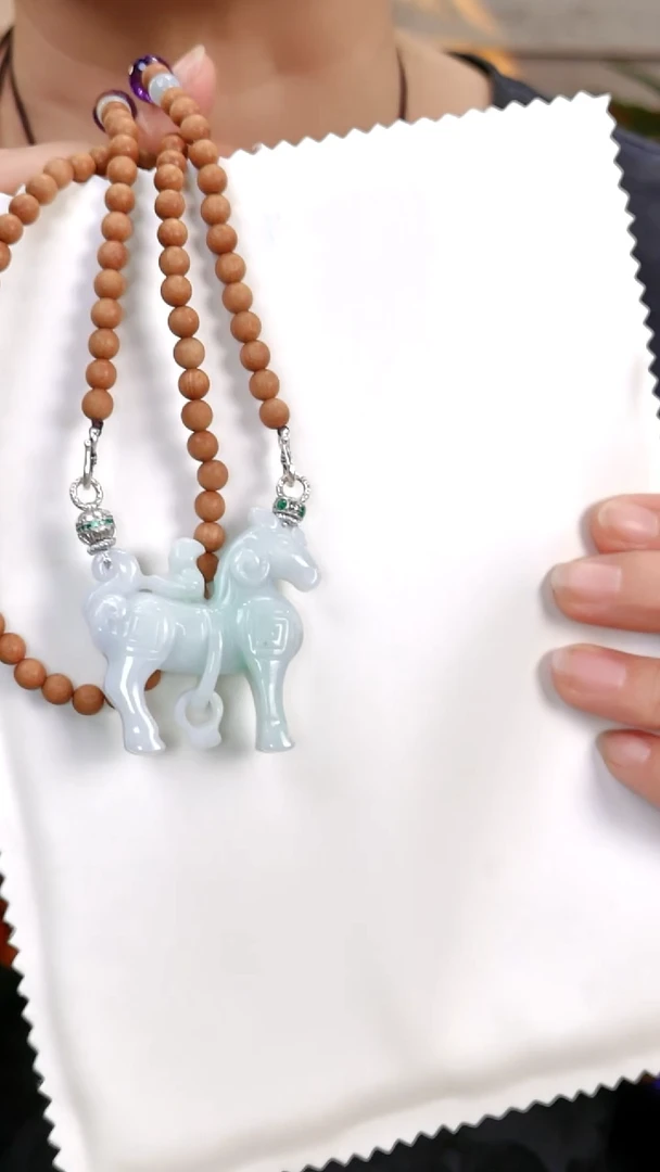 颈饰未镶嵌翡翠国风