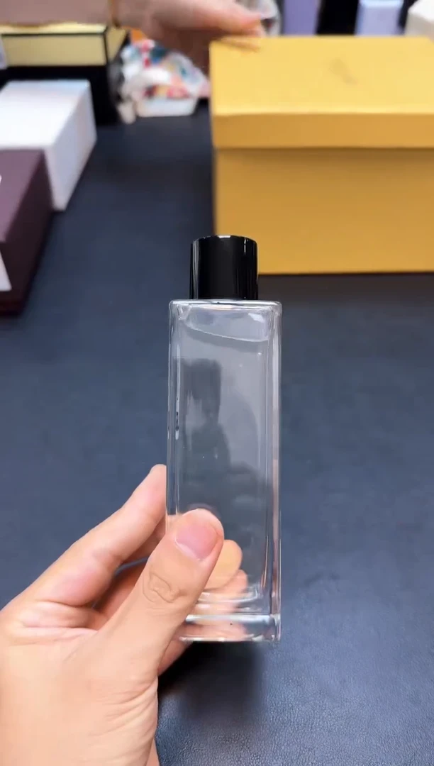 瓷片全新正品一件不留@@WE972