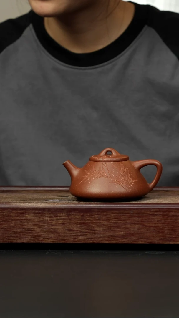 紫砂茶壶红降坡 刻绘竹子 子冶石瓢