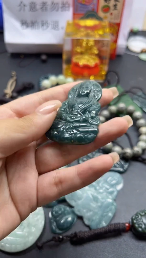 【闪购商品】翡翠颈饰未镶嵌翡翠