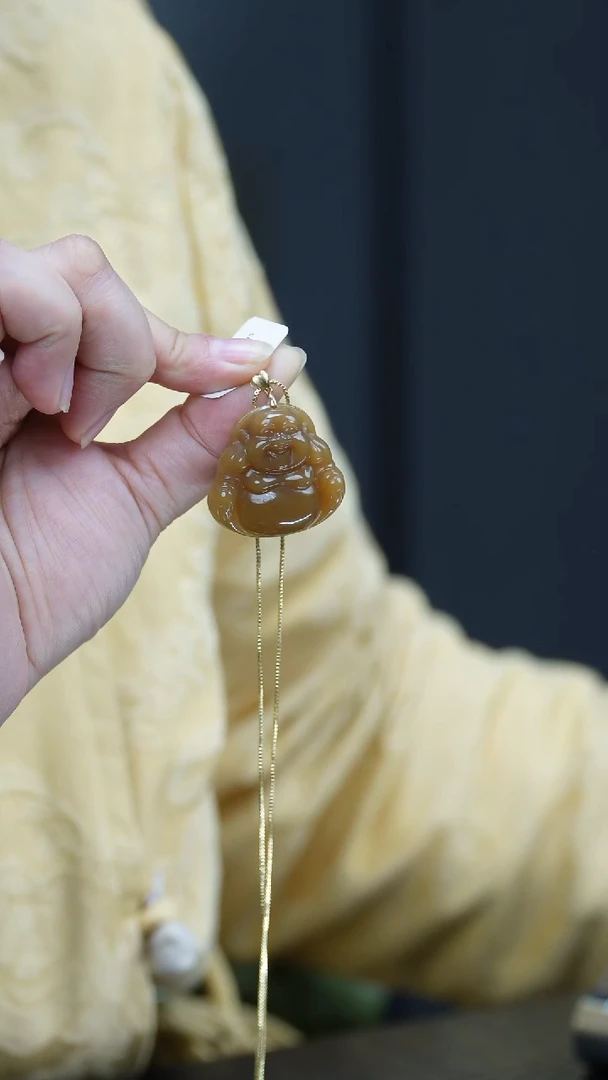 吊坠(赠链)18K金镶嵌和田玉1