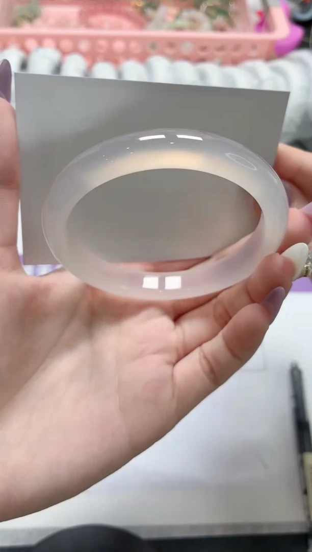 石英质玉手镯未镶嵌42-58.9荔枝