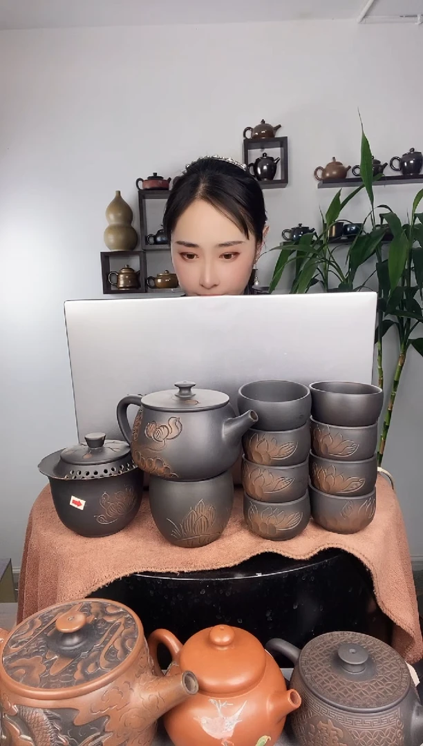 壶建水紫陶荷花300九件套+两小杯