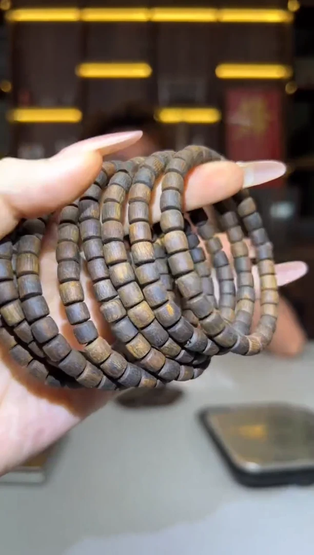 沉香碎屑沉香706号乌身沉水桶勾丝多样性发一065