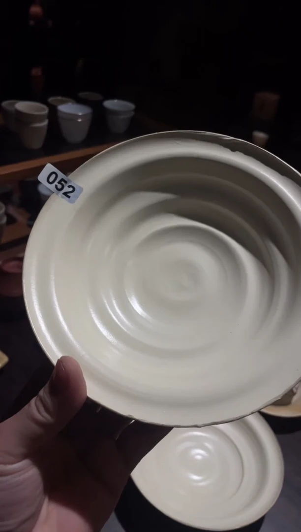 【闪购商品】0白陶壶承............052