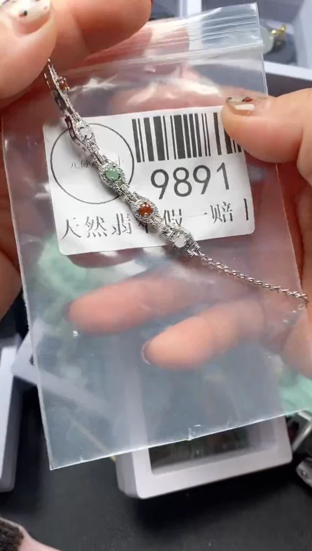 吊坠(不含链)未镶嵌翡翠9891
