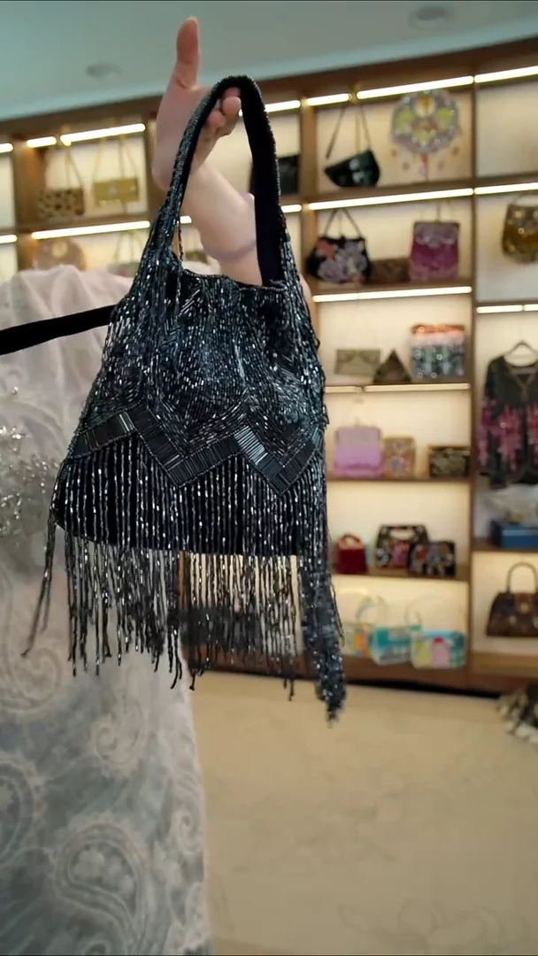 织物24百格汇手工串珠包