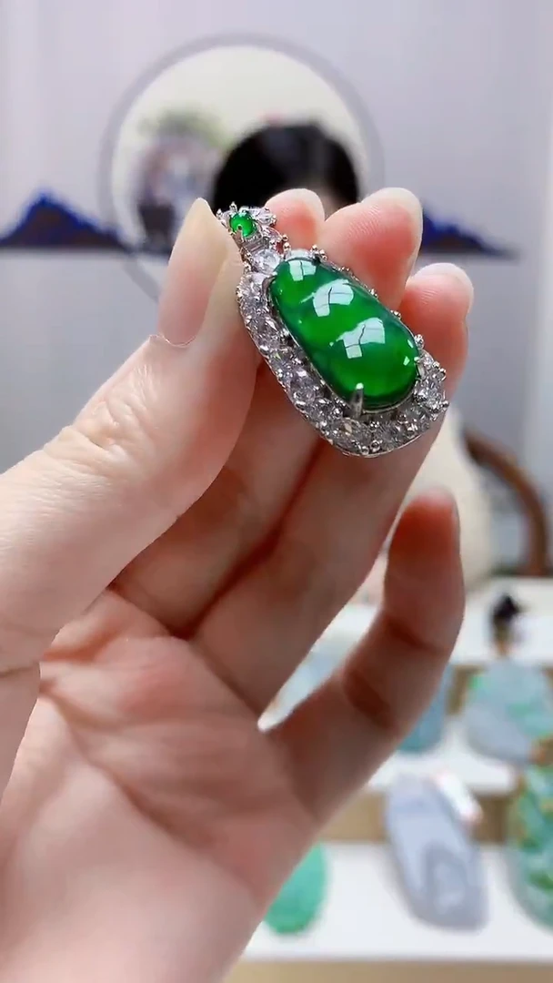 未镶嵌定制翡翠4852zm-毛货挂件豆子80