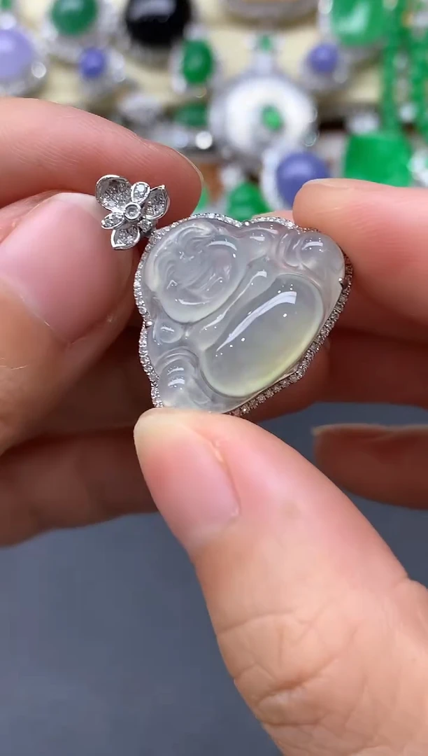 颈饰18K金镶嵌翡翠288-中国好珍宝