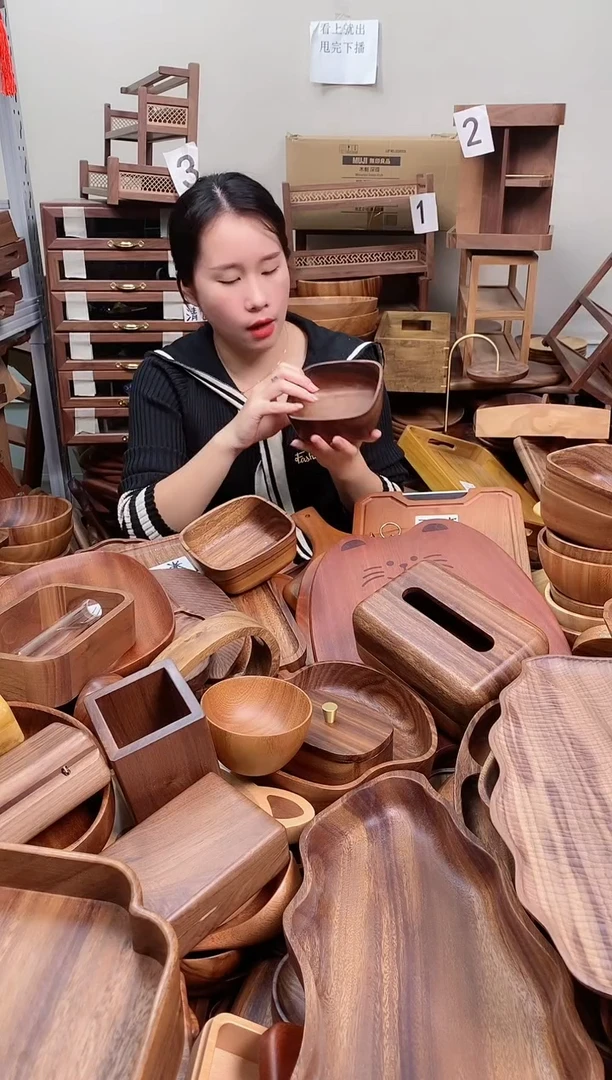 木 南美胡桃木正方砵13*5.5cm