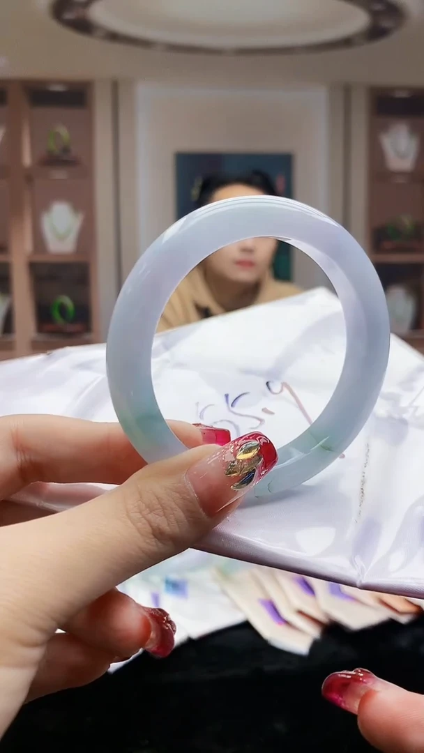 【闪购商品】翡翠手镯未镶嵌   H69-38