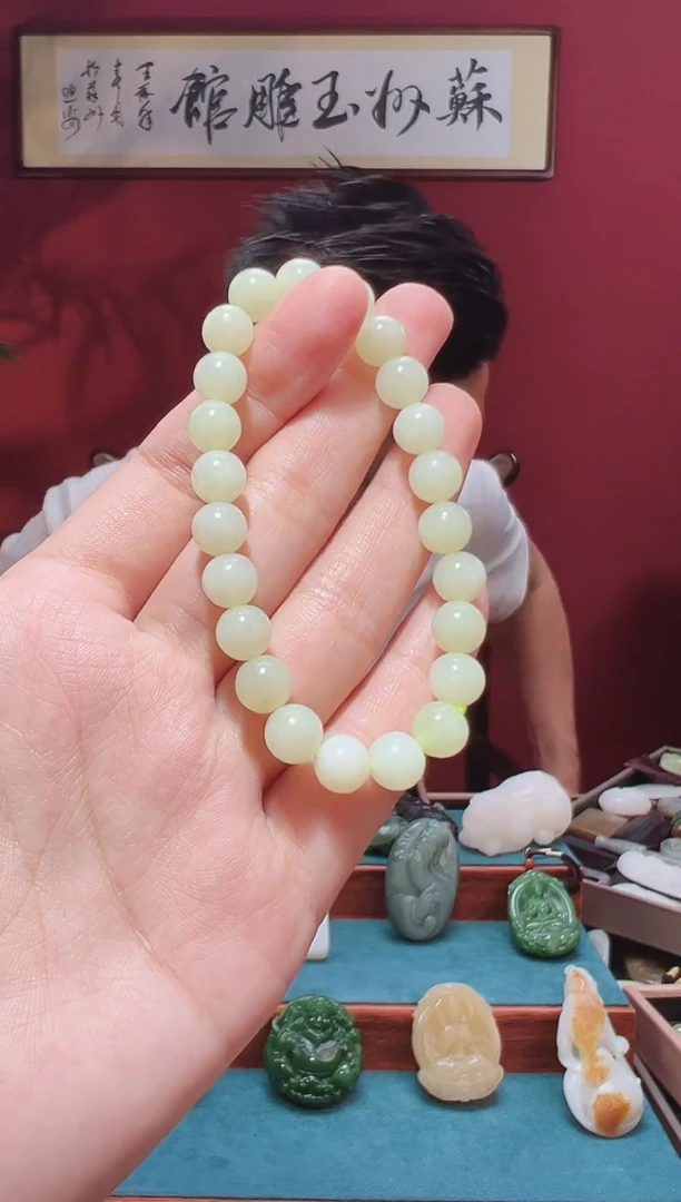 和田玉未镶嵌吊坠(不含链)1