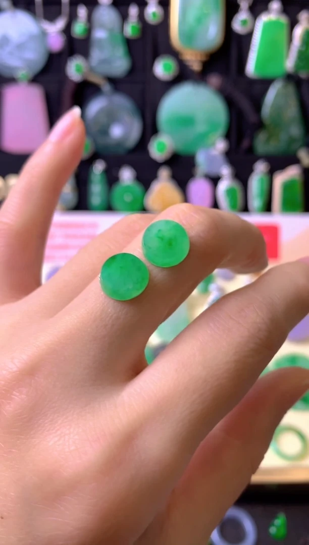 定制翡翠未镶嵌1裸玉（客户意向镶嵌）