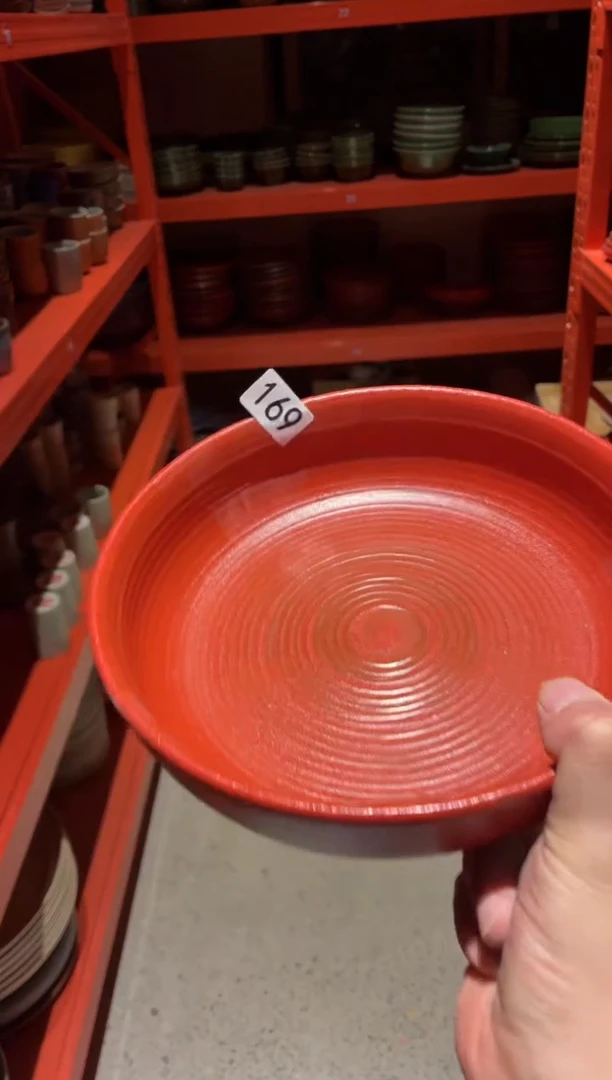 瓷片南*?169红色手工盘1个