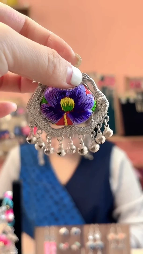 织绣艺枝独绣手工饰品281