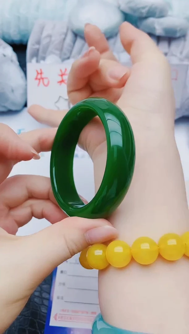 未镶嵌手镯石英质玉x291+59-60